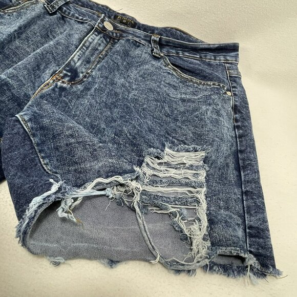 Kroix Jean Shorts Women Plus Size 22 Distressed Torn Ripped Holes Raw Rag Cutoff - Picture 4 of 10